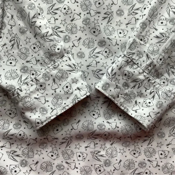 Abercrombie & Fitch Men’s White Patterned Button-Up - Picture 2 of 6